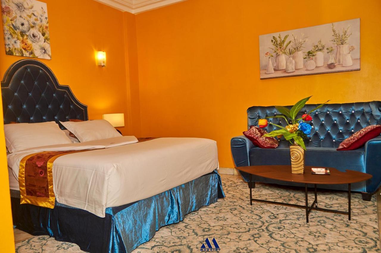 Marriot Metropolitan Hotel Дуала Екстер'єр фото