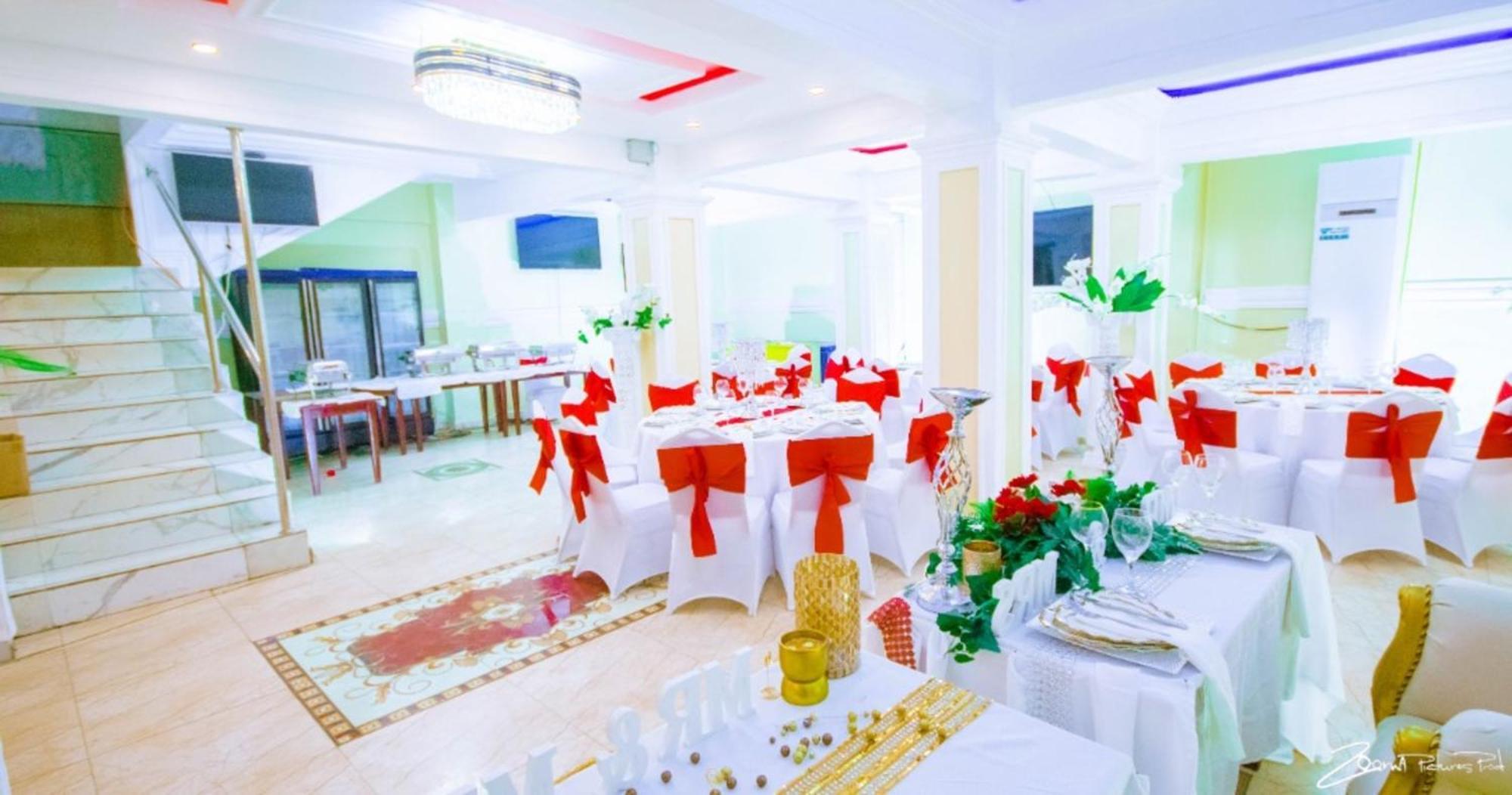 Marriot Metropolitan Hotel Дуала Екстер'єр фото